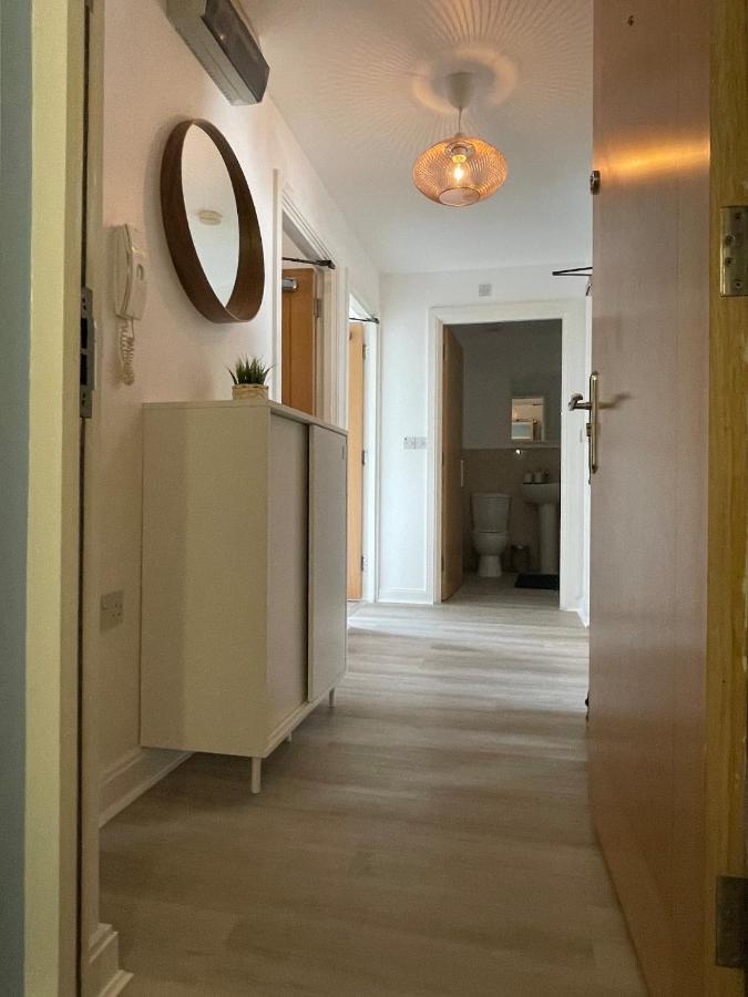 Family Friendly Maritime Apartment Swansea Eksteriør billede