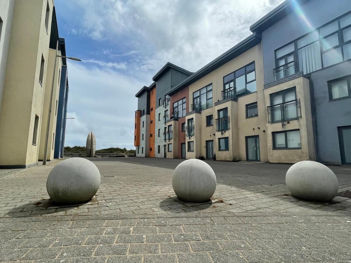 Family Friendly Maritime Apartment Swansea Eksteriør billede